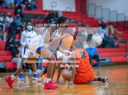 Thumbnail 1 in Zebulon B. Vance vs. Garner Magnet (NCHSAA 4A Final) (1 of 2 - the game) photogallery.