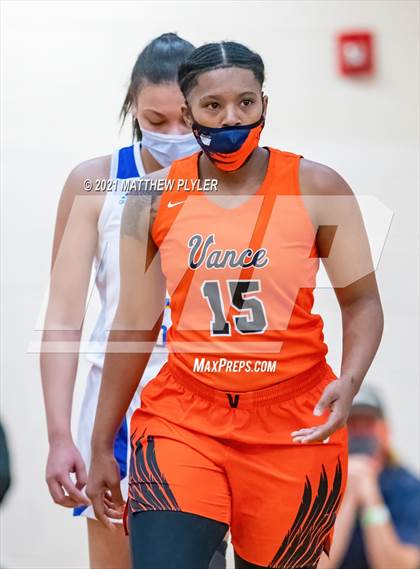 Thumbnail 2 in Zebulon B. Vance vs. Garner Magnet (NCHSAA 4A Final) (1 of 2 - the game) photogallery.