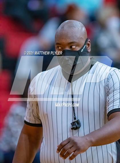 Thumbnail 3 in Zebulon B. Vance vs. Garner Magnet (NCHSAA 4A Final) (1 of 2 - the game) photogallery.