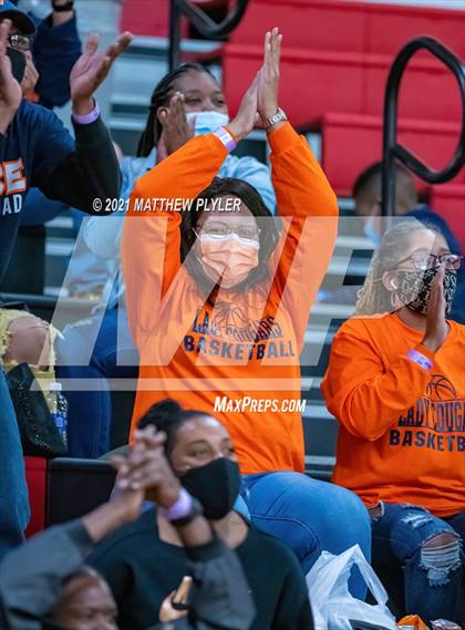 Thumbnail 1 in Zebulon B. Vance vs. Garner Magnet (NCHSAA 4A Final) (1 of 2 - the game) photogallery.