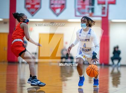 Thumbnail 1 in Zebulon B. Vance vs. Garner Magnet (NCHSAA 4A Final) (1 of 2 - the game) photogallery.