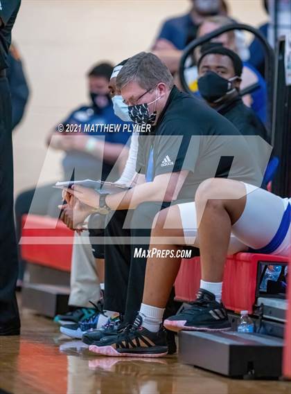 Thumbnail 1 in Zebulon B. Vance vs. Garner Magnet (NCHSAA 4A Final) (1 of 2 - the game) photogallery.