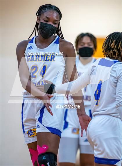 Thumbnail 1 in Zebulon B. Vance vs. Garner Magnet (NCHSAA 4A Final) (1 of 2 - the game) photogallery.