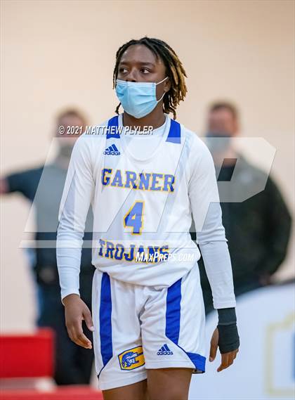 Thumbnail 1 in Zebulon B. Vance vs. Garner Magnet (NCHSAA 4A Final) (1 of 2 - the game) photogallery.