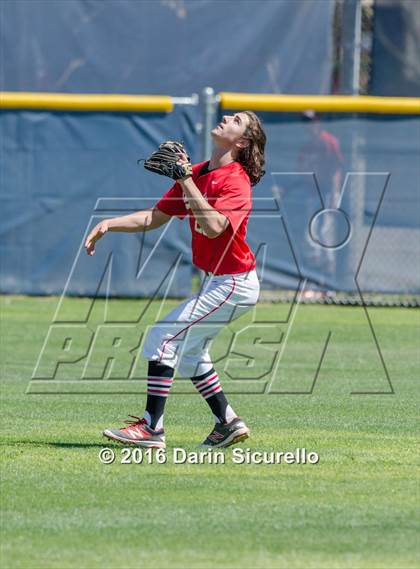Thumbnail 3 in Westview vs. Lincoln (Coach Bob National Invitational) photogallery.
