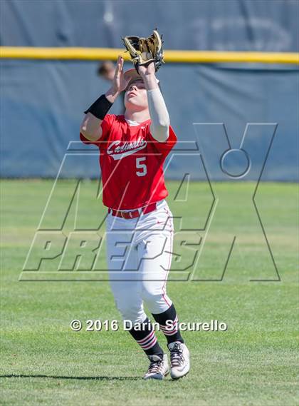 Thumbnail 1 in Westview vs. Lincoln (Coach Bob National Invitational) photogallery.