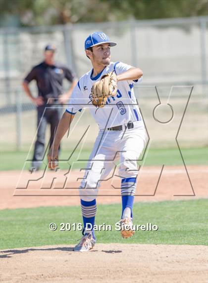 Thumbnail 1 in Westview vs. Lincoln (Coach Bob National Invitational) photogallery.