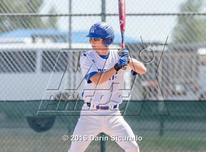 Thumbnail 2 in Westview vs. Lincoln (Coach Bob National Invitational) photogallery.