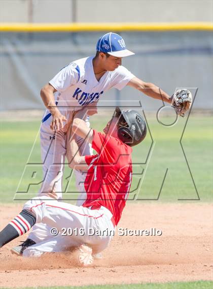 Thumbnail 1 in Westview vs. Lincoln (Coach Bob National Invitational) photogallery.