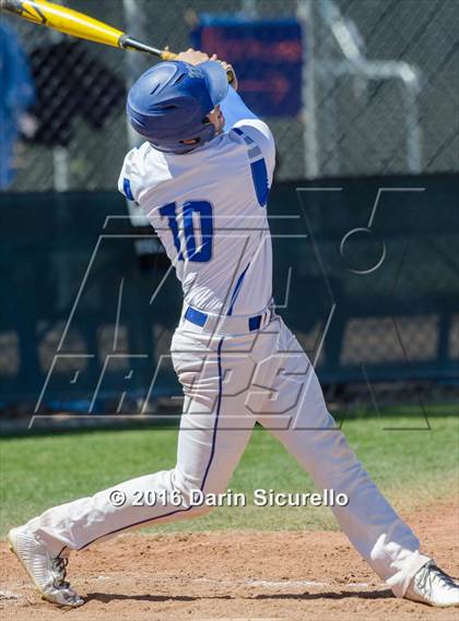 Thumbnail 3 in Westview vs. Lincoln (Coach Bob National Invitational) photogallery.