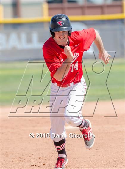 Thumbnail 2 in Westview vs. Lincoln (Coach Bob National Invitational) photogallery.