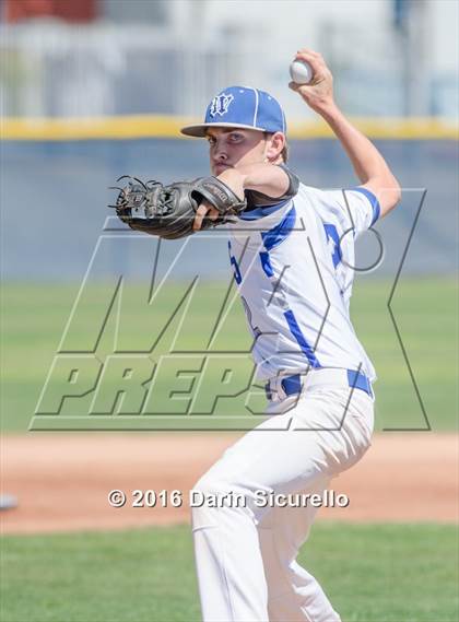 Thumbnail 1 in Westview vs. Lincoln (Coach Bob National Invitational) photogallery.