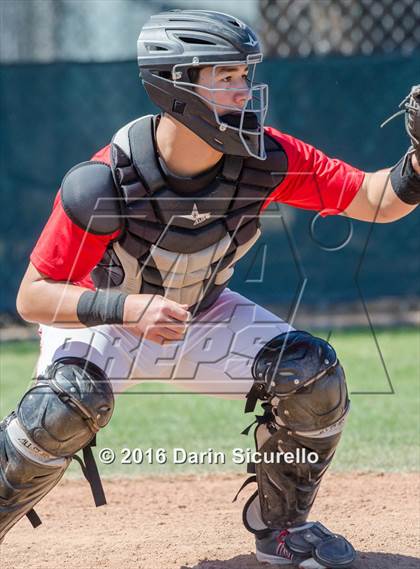 Thumbnail 1 in Westview vs. Lincoln (Coach Bob National Invitational) photogallery.