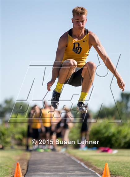 Thumbnail 3 in Sierra Foothill League Tri Meet @ Del Oro photogallery.