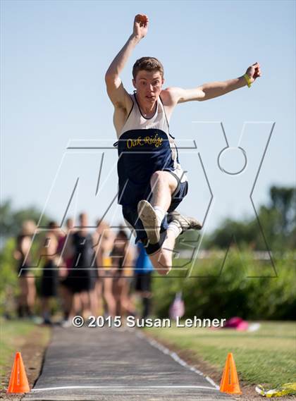 Thumbnail 2 in Sierra Foothill League Tri Meet @ Del Oro photogallery.