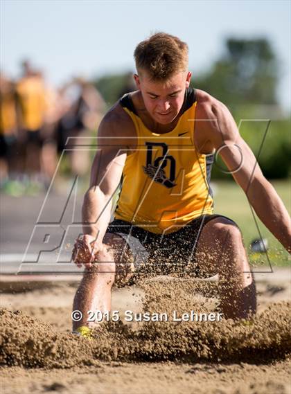 Thumbnail 3 in Sierra Foothill League Tri Meet @ Del Oro photogallery.