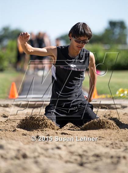 Thumbnail 1 in Sierra Foothill League Tri Meet @ Del Oro photogallery.