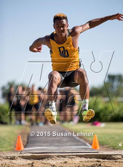 Thumbnail 1 in Sierra Foothill League Tri Meet @ Del Oro photogallery.
