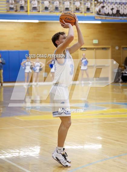 Thumbnail 2 in Logan @ Sky View (UHSAA 4A First Round) photogallery.