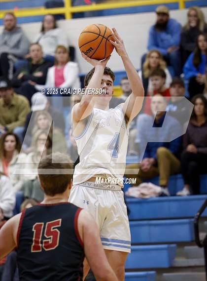 Thumbnail 2 in Logan @ Sky View (UHSAA 4A First Round) photogallery.