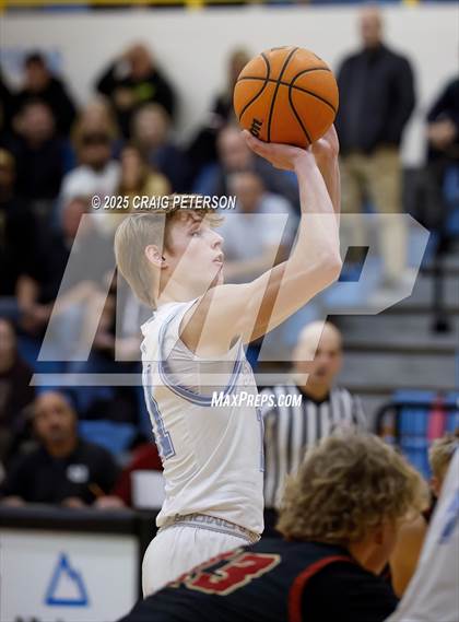Thumbnail 3 in Logan @ Sky View (UHSAA 4A First Round) photogallery.