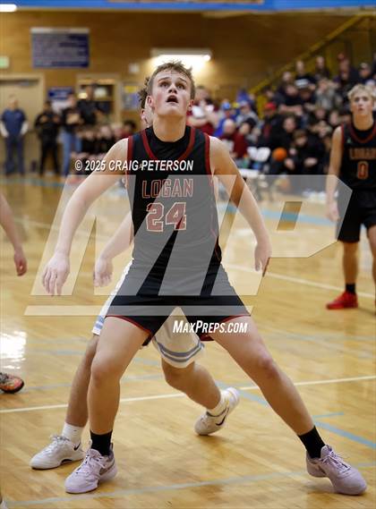 Thumbnail 3 in Logan @ Sky View (UHSAA 4A First Round) photogallery.
