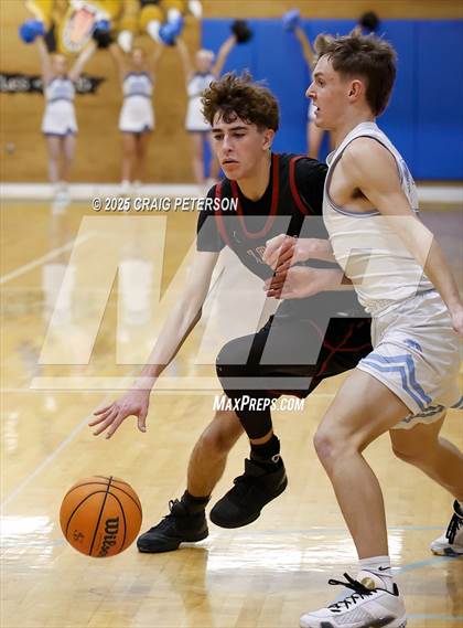 Thumbnail 3 in Logan @ Sky View (UHSAA 4A First Round) photogallery.