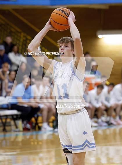 Thumbnail 2 in Logan @ Sky View (UHSAA 4A First Round) photogallery.
