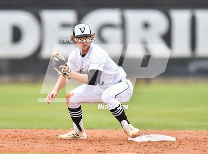 Thumbnail 3 in Ellison vs. Vandegrift (Hill Country Classic) photogallery.