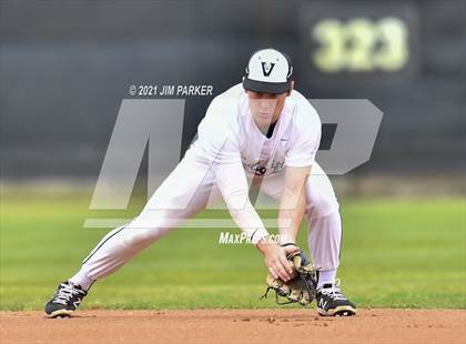 Thumbnail 2 in Ellison vs. Vandegrift (Hill Country Classic) photogallery.