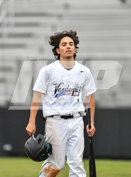 Thumbnail 1 in Ellison vs. Vandegrift (Hill Country Classic) photogallery.