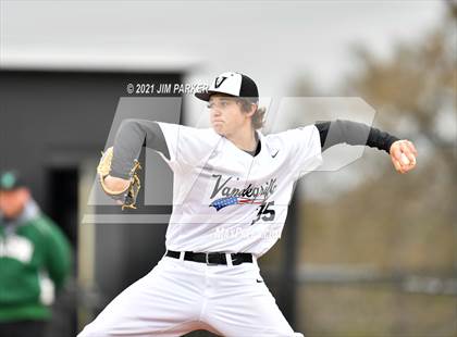 Thumbnail 1 in Ellison vs. Vandegrift (Hill Country Classic) photogallery.