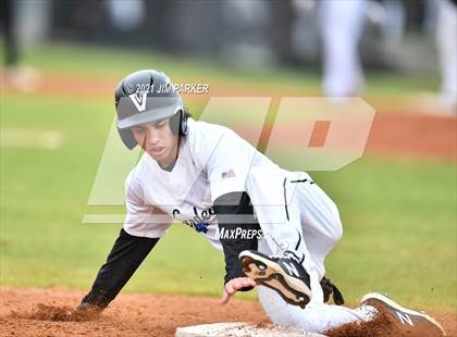 Thumbnail 3 in Ellison vs. Vandegrift (Hill Country Classic) photogallery.