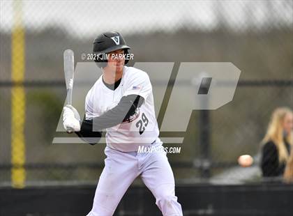 Thumbnail 3 in Ellison vs. Vandegrift (Hill Country Classic) photogallery.