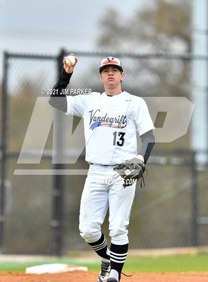 Thumbnail 1 in Ellison vs. Vandegrift (Hill Country Classic) photogallery.