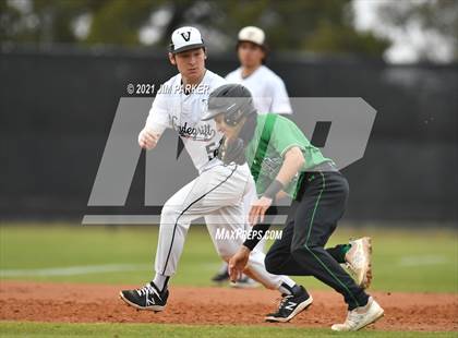 Thumbnail 1 in Ellison vs. Vandegrift (Hill Country Classic) photogallery.