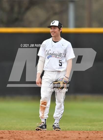 Thumbnail 1 in Ellison vs. Vandegrift (Hill Country Classic) photogallery.