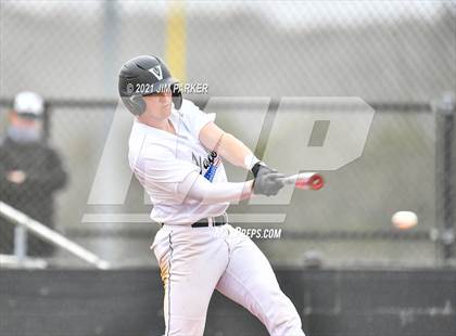 Thumbnail 1 in Ellison vs. Vandegrift (Hill Country Classic) photogallery.