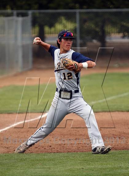 Thumbnail 1 in Oak Ridge vs Rodriguez (Boras Classic - North Bracket) photogallery.