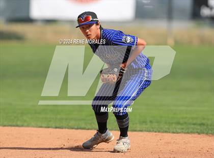 Thumbnail 2 in North Hollywood vs Chatsworth (CIF LACS D1 Semi Final) photogallery.