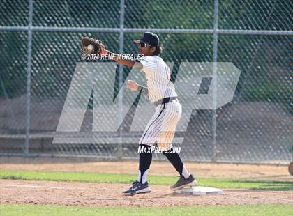 Thumbnail 3 in North Hollywood vs Chatsworth (CIF LACS D1 Semi Final) photogallery.