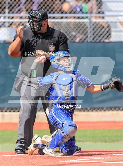 Thumbnail 3 in North Hollywood vs Chatsworth (CIF LACS D1 Semi Final) photogallery.