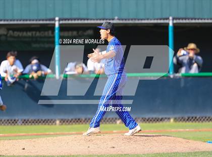 Thumbnail 3 in North Hollywood vs Chatsworth (CIF LACS D1 Semi Final) photogallery.