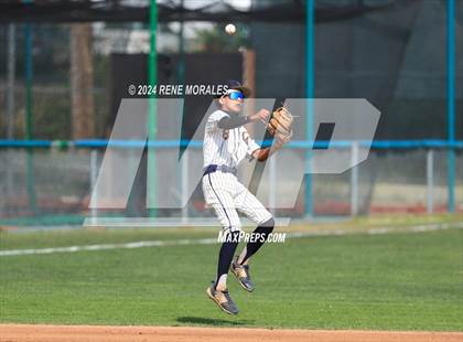 Thumbnail 2 in North Hollywood vs Chatsworth (CIF LACS D1 Semi Final) photogallery.