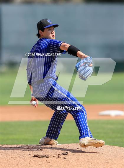 Thumbnail 3 in North Hollywood vs Chatsworth (CIF LACS D1 Semi Final) photogallery.