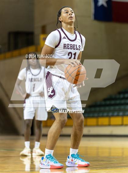 Thumbnail 2 in Centennial vs. Midland Legacy (Byron Johnston Holiday Classic) photogallery.