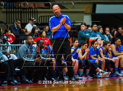 Thumbnail 3 in Madera vs. Mission Oak (CIF CS D3 Final) photogallery.