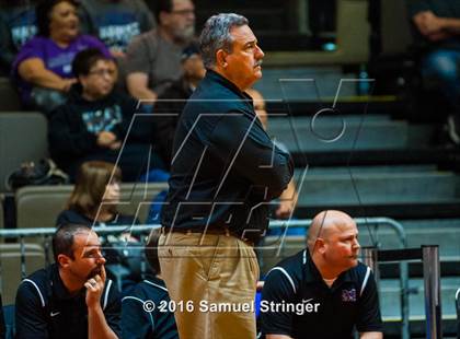 Thumbnail 1 in Madera vs. Mission Oak (CIF CS D3 Final) photogallery.