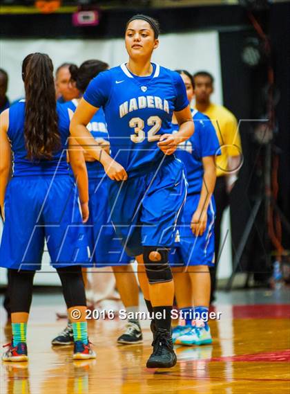 Thumbnail 2 in Madera vs. Mission Oak (CIF CS D3 Final) photogallery.
