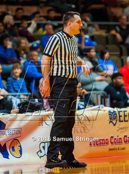 Thumbnail 3 in Madera vs. Mission Oak (CIF CS D3 Final) photogallery.